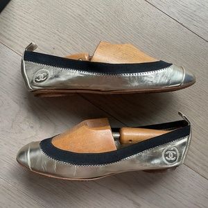 Chanel Gold Ballet Flats, IT 36 C, US 5, Metallic Ballerinas Pumps